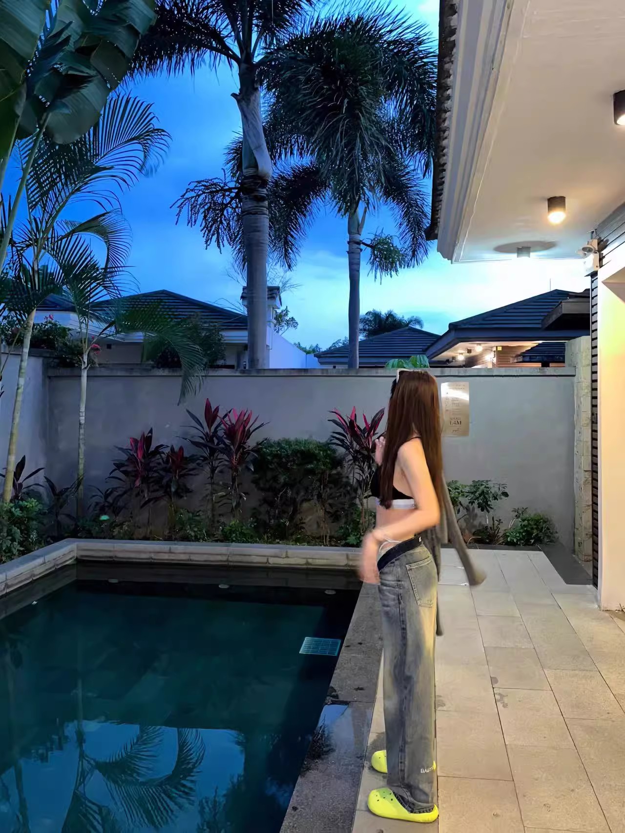 BABY SNAKE品牌 水洗重工直筒宽松牛仔长裤显瘦高腰百搭刺绣字母