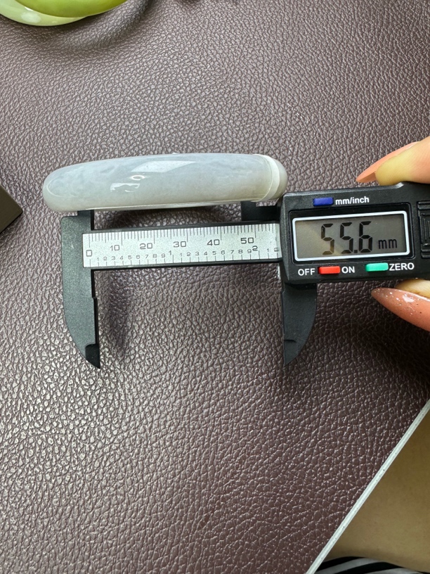 和田玉烟紫55.6口径手镯