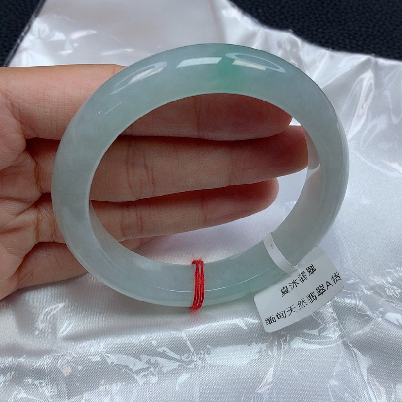 【闪购商品】翡翠手镯未镶嵌小****g