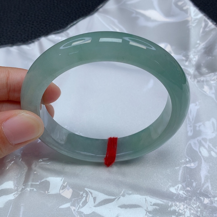 【闪购商品】翡翠手镯未镶嵌鱼