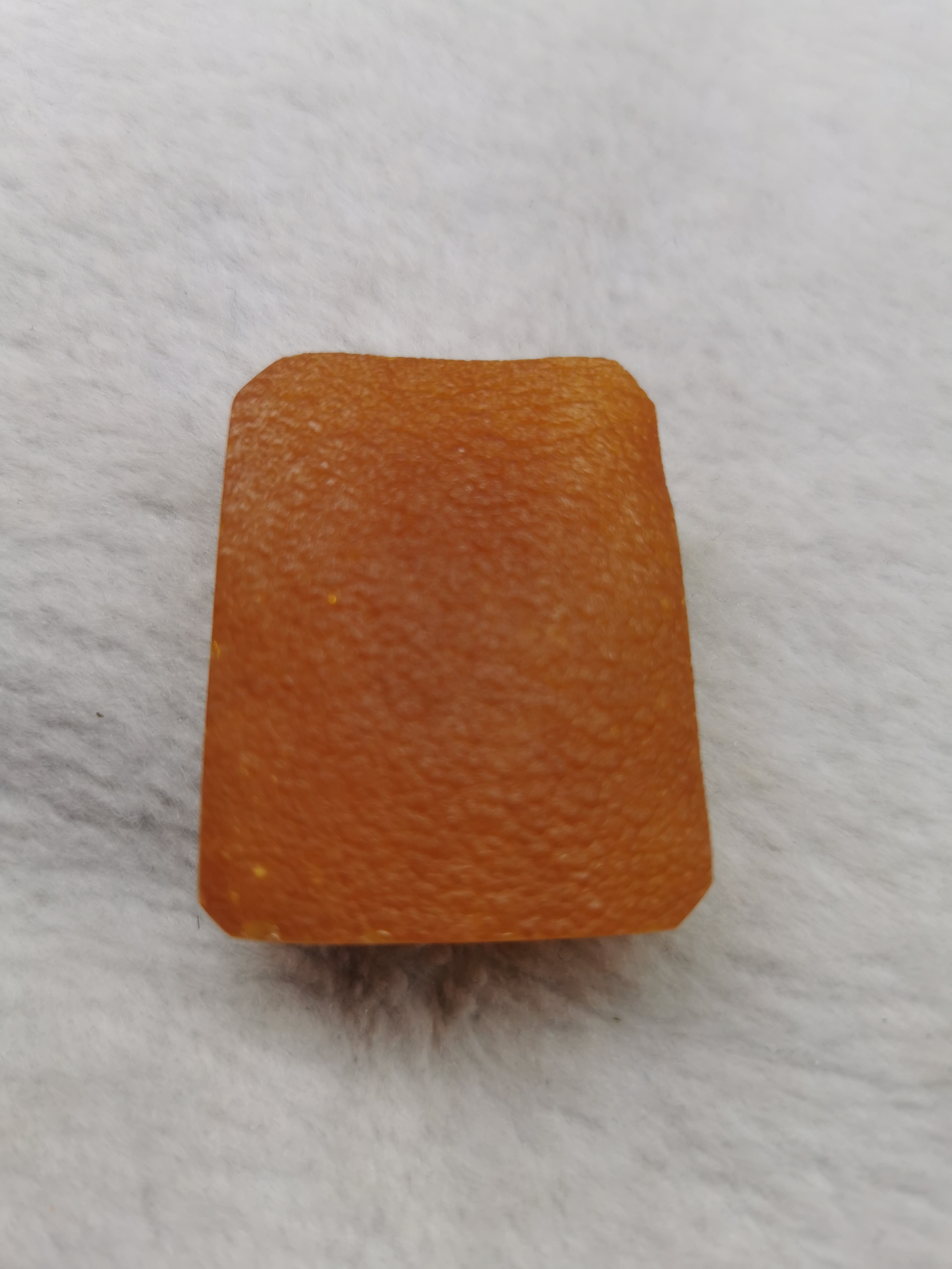 原矿琥珀蜜蜡全皮方牌吊坠