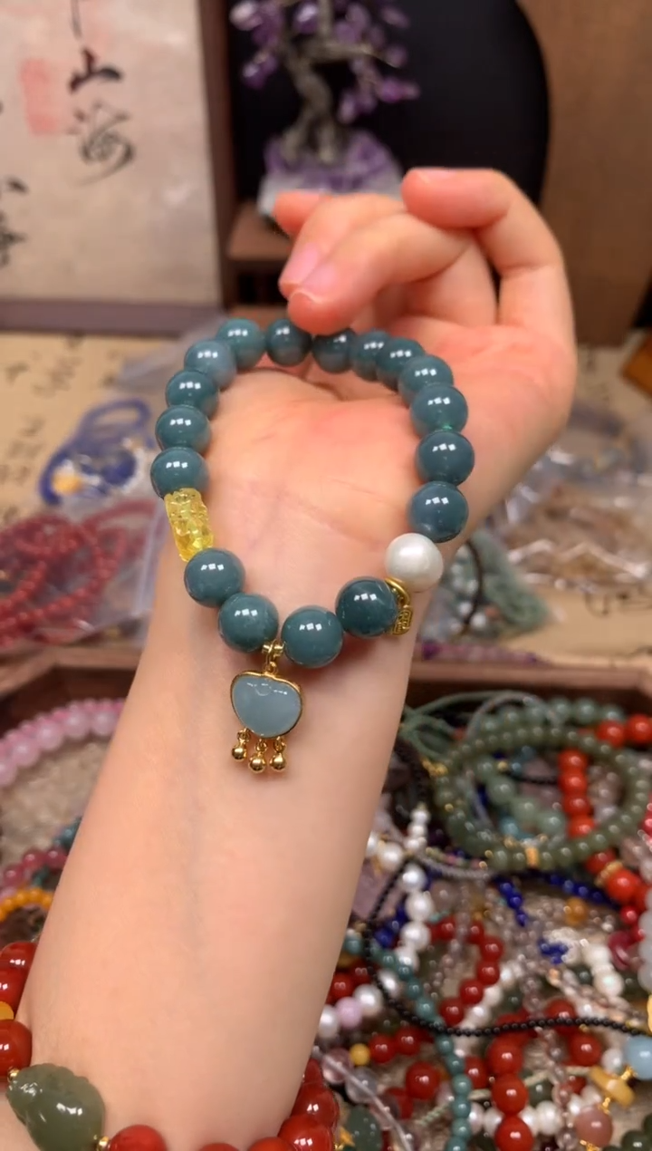 【闪购商品】翡翠手饰未镶嵌329手串