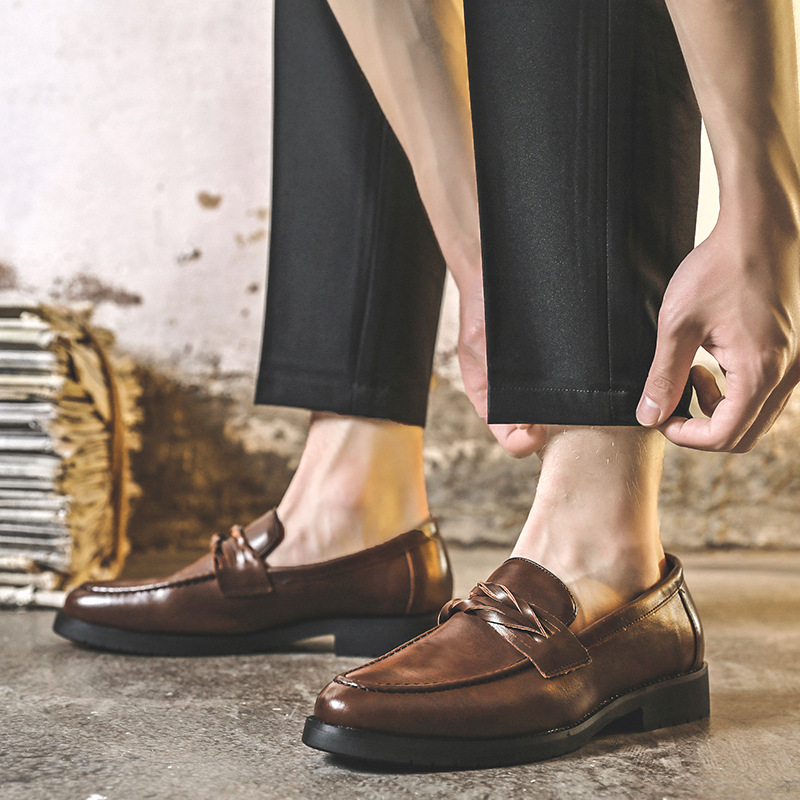 男鞋秋冬低帮一脚蹬新款韩版休闲商务皮鞋博肯鞋德比鞋马丁靴网红