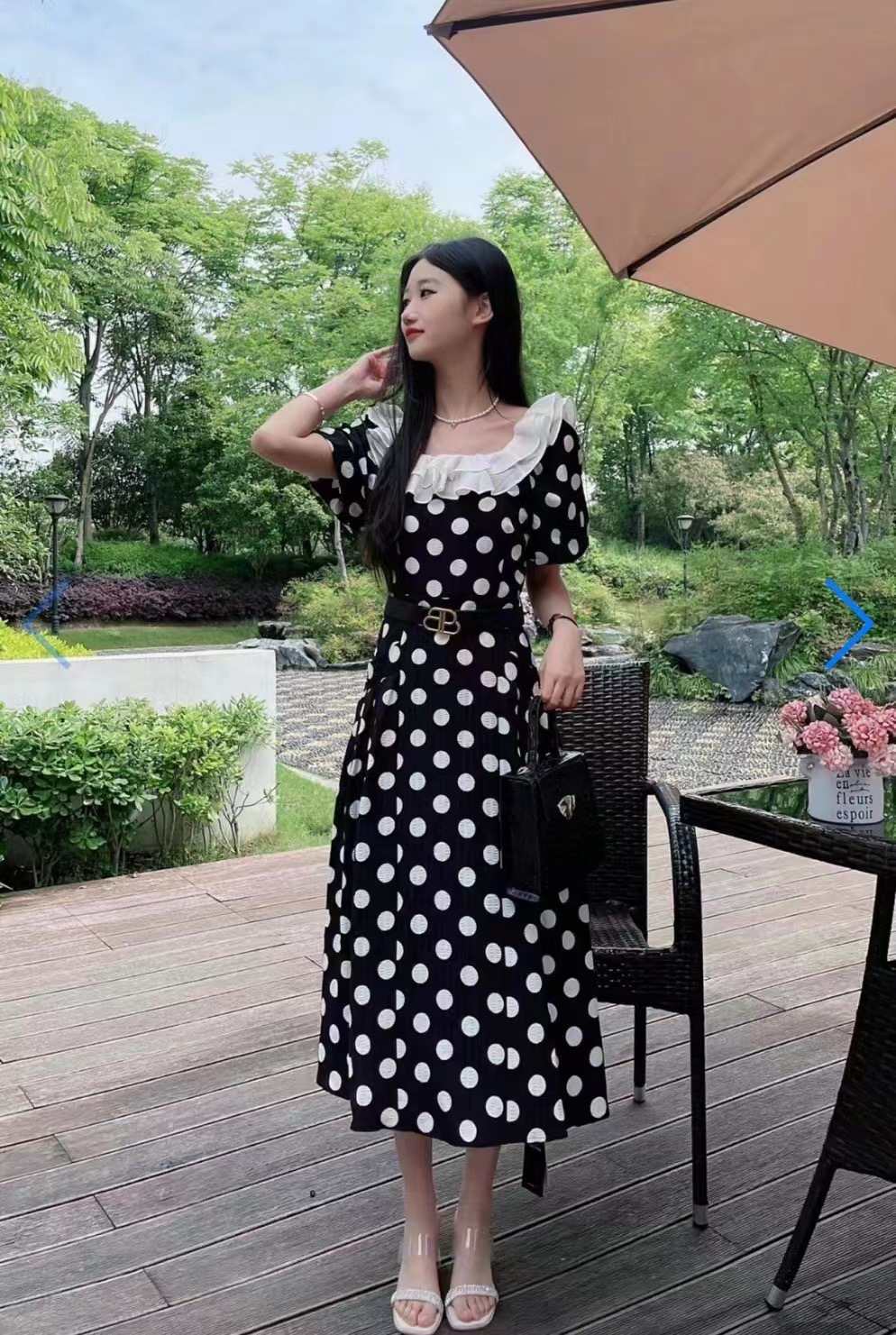 方领连衣裙显瘦气质长裙