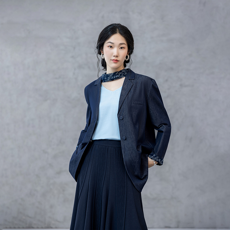 生活在左棉混纺小西装拼蓝印花布传统复古2025春季外套1951079