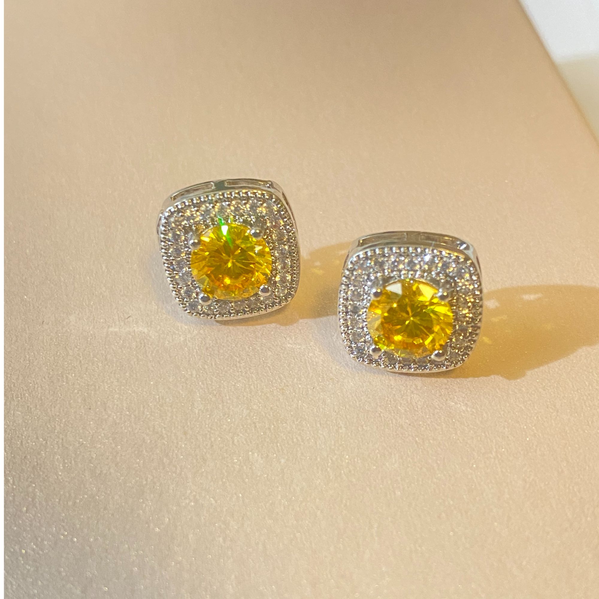 AS-26黄水晶耳饰