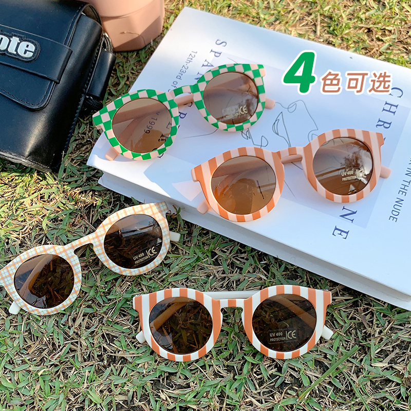 男童棋盘格太阳眼镜蓝黄格;均码