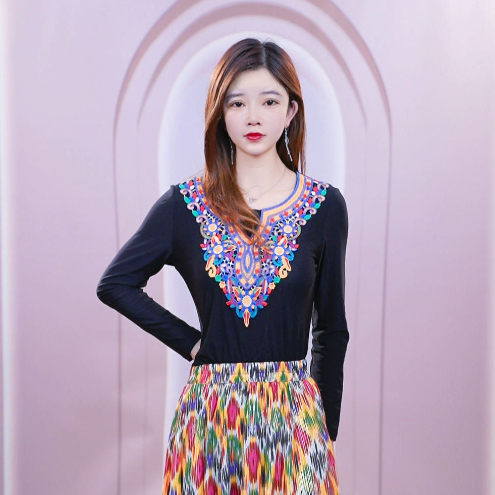 T-10 新疆民族舞蹈花边长袖秋季