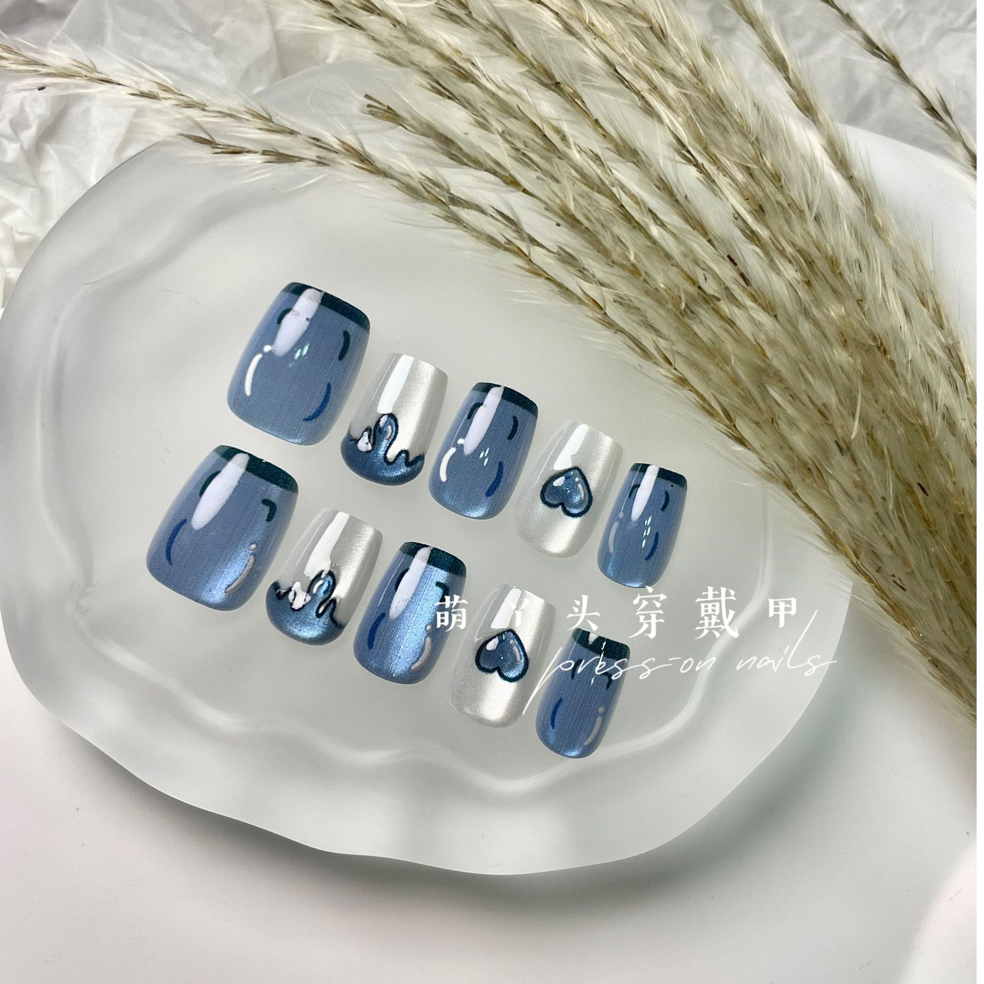 2025流行漫画新款穿戴甲美甲贴【萌丫头穿戴甲】