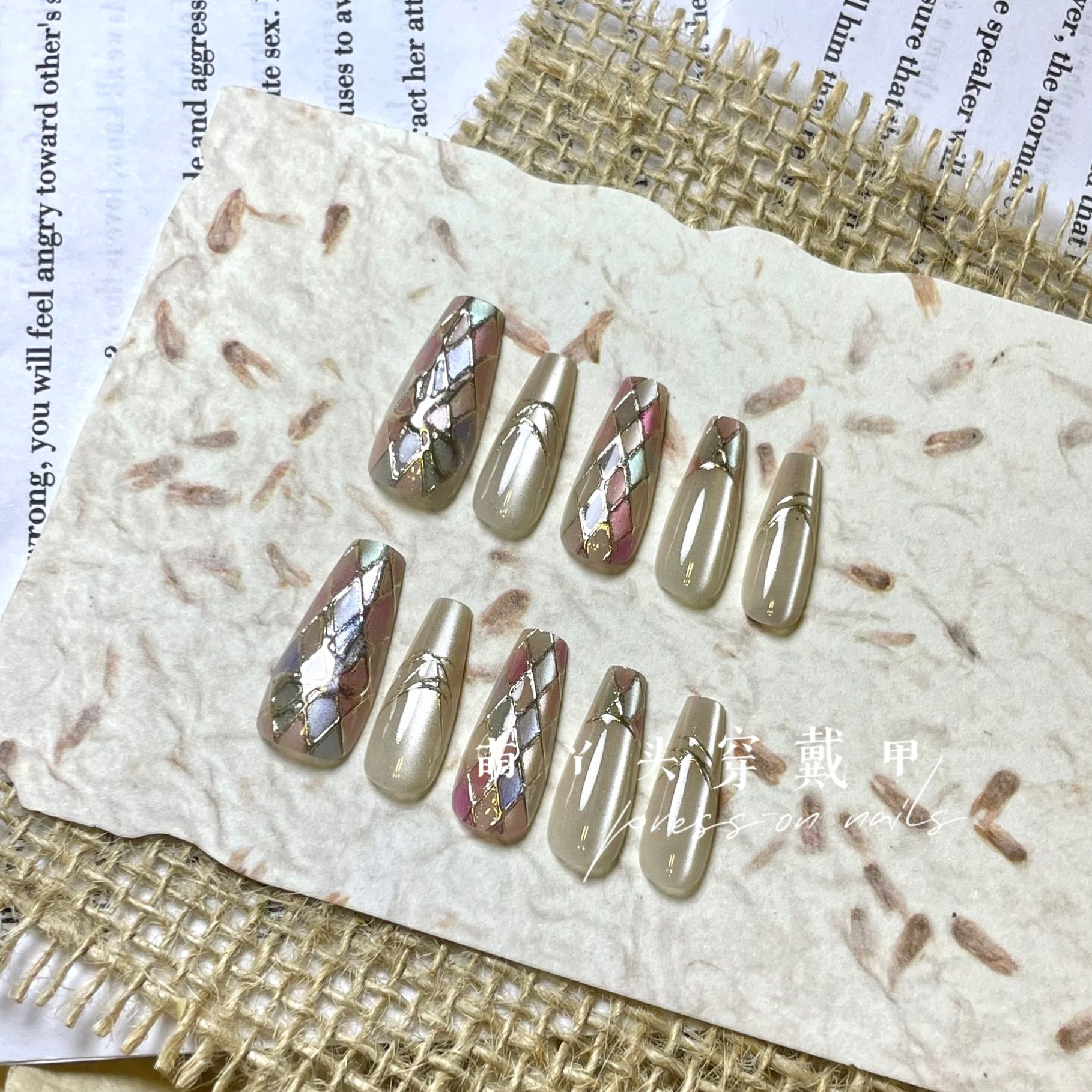 御姐格纹美甲高级感ins风穿戴甲79