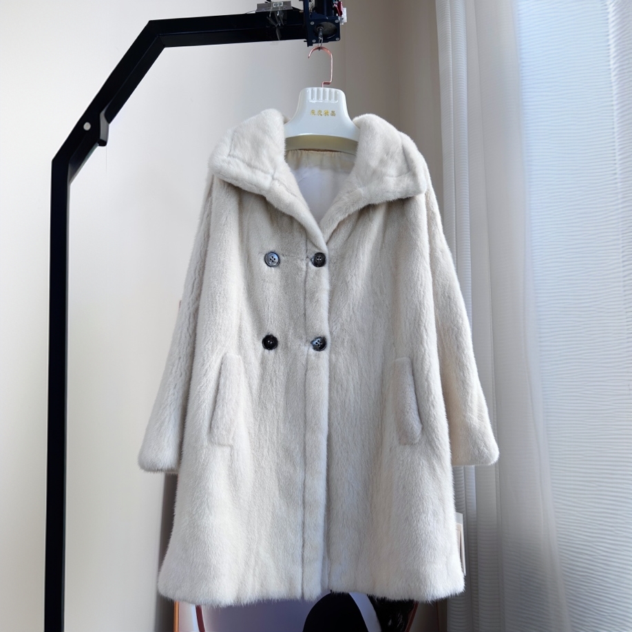 珍珠本色泰迪熊款2025进口水貂皮草短二天鹅绒整貂网红直播福利