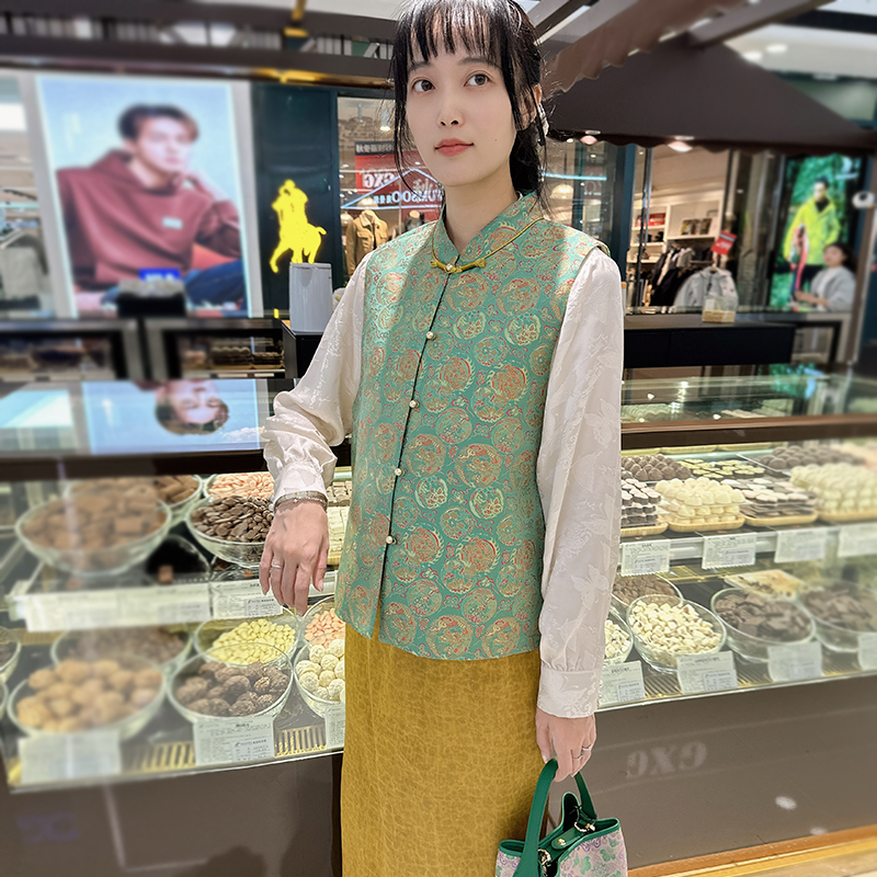 团龙凤狮 新中式国风绿色复古显贵气质宋锦马甲秋款女装