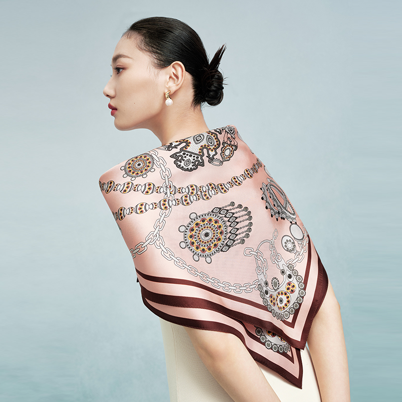 Wensli/万事利桑蚕丝双面印花气质优雅方巾时尚75*75cm--明玎华佩