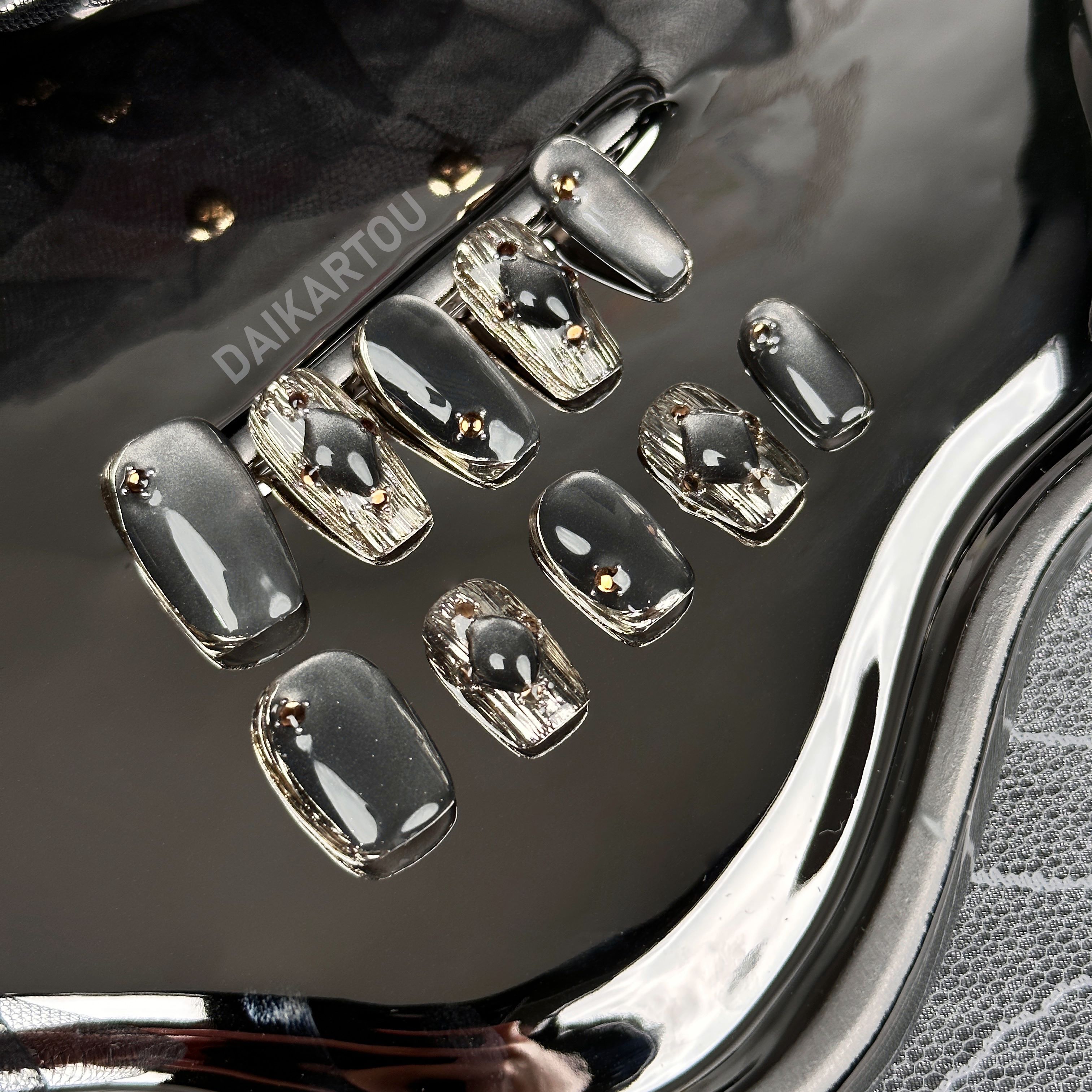 遇莹 黛卡柔 预售 铁刘海 此度手工穿戴甲10片