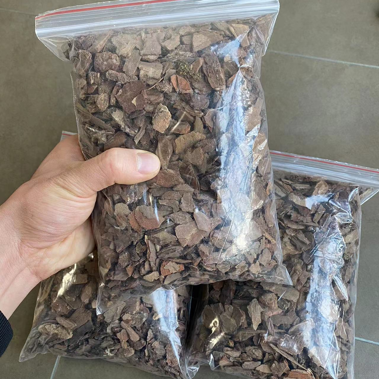 中号松树皮颗粒三包