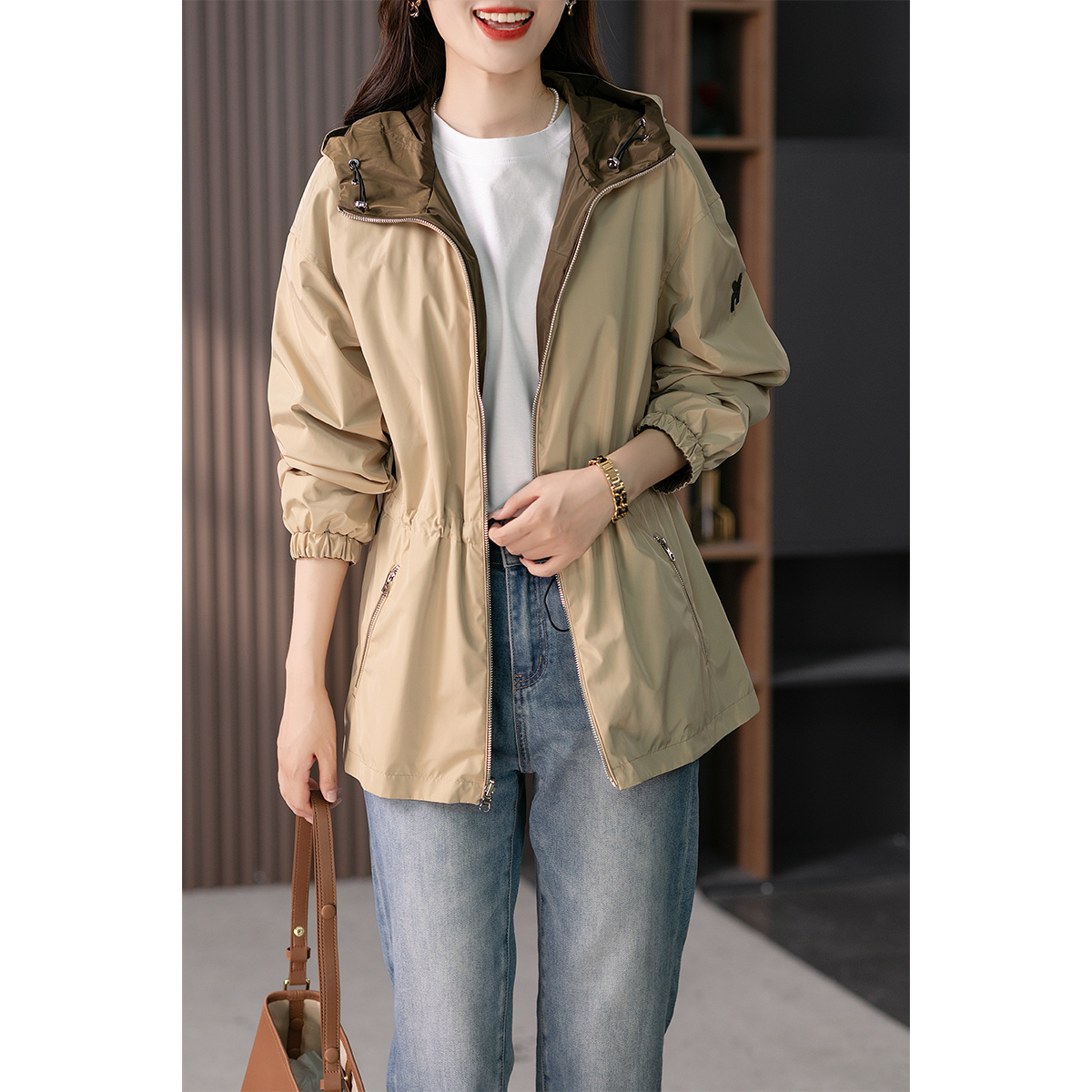 原形2025秋季设计感两面穿短外套女宽松韩版收腰显瘦U89375