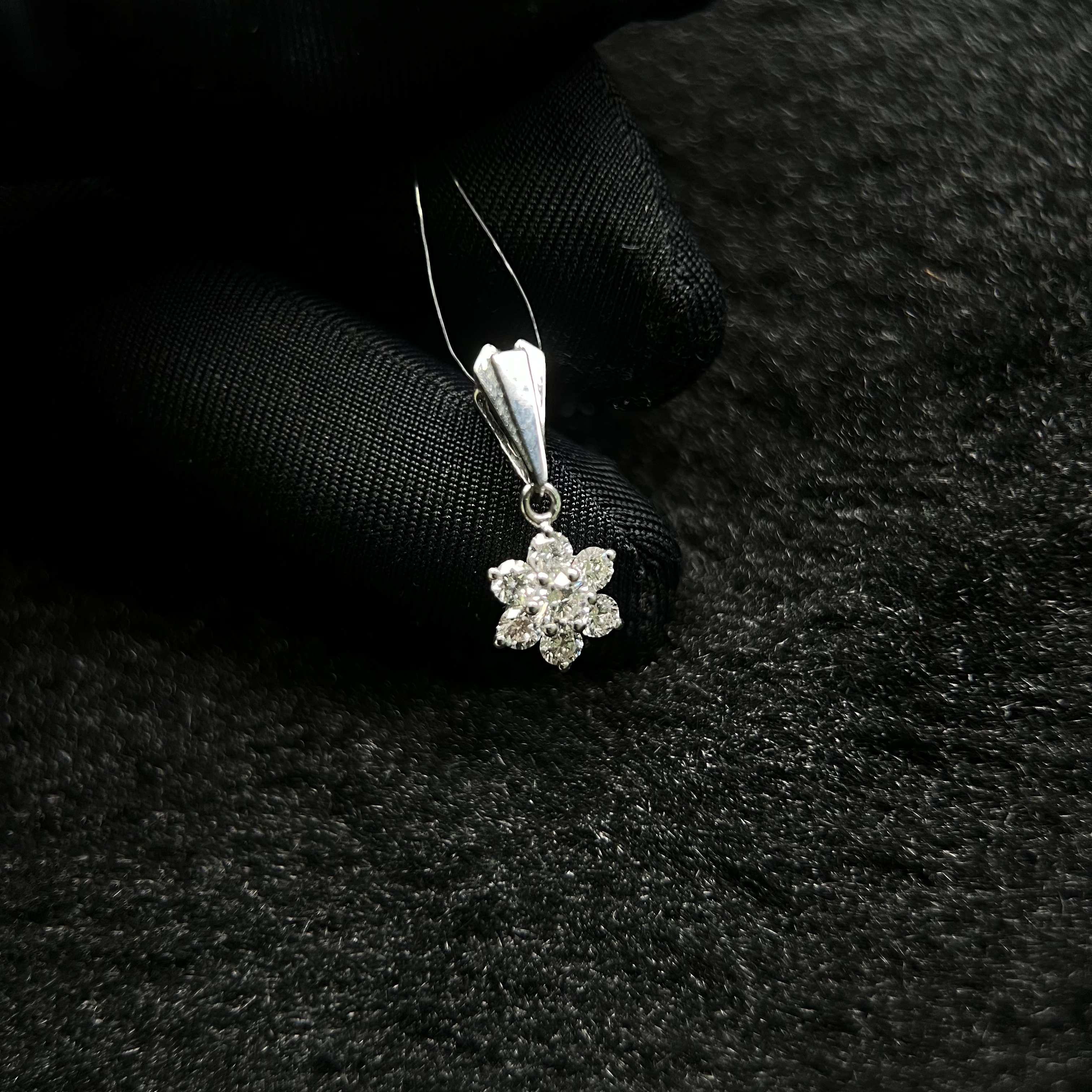 【广潮金钻】金750钻石吊坠