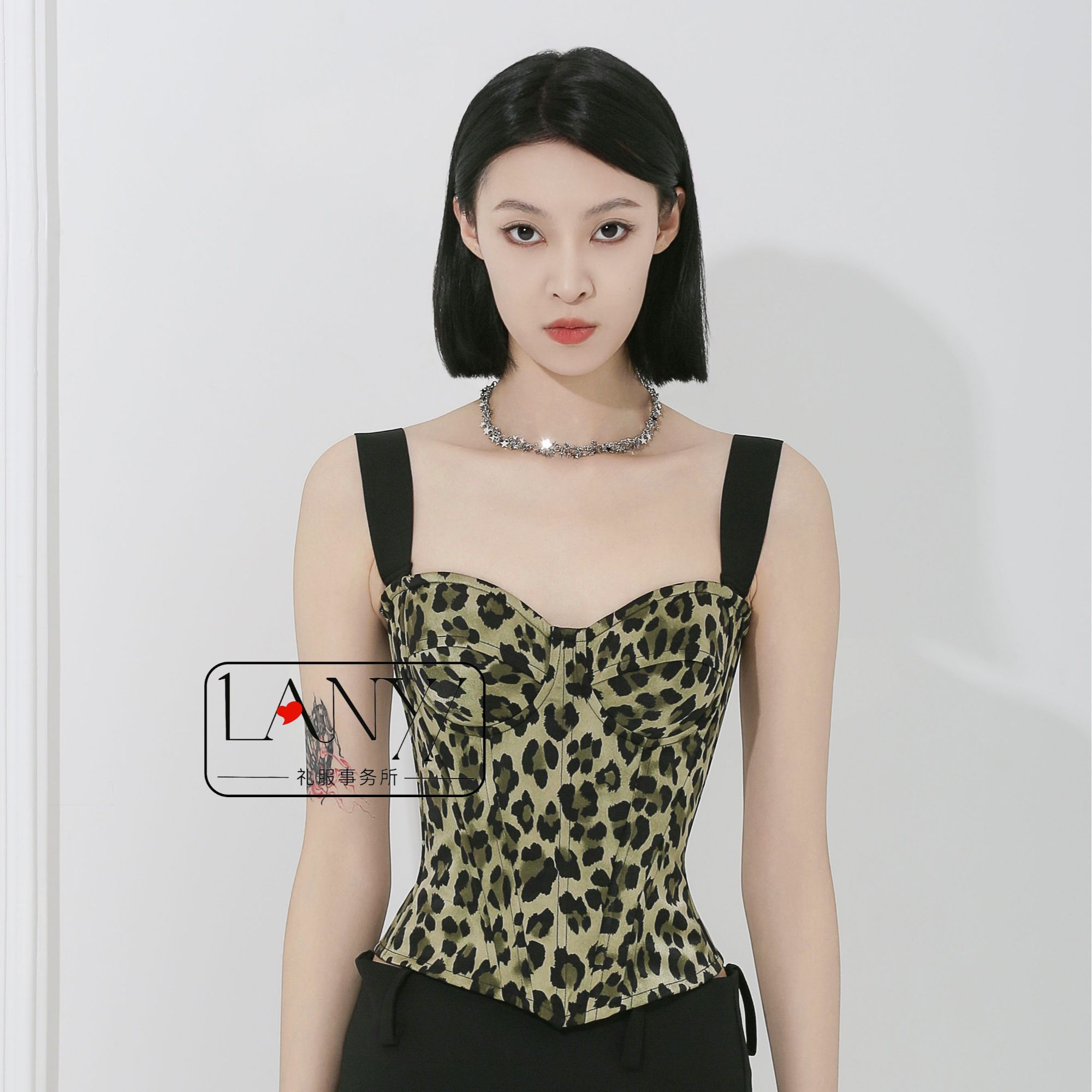 LANYI岚怡壹绿色豹纹鱼骨胸衣显瘦时尚