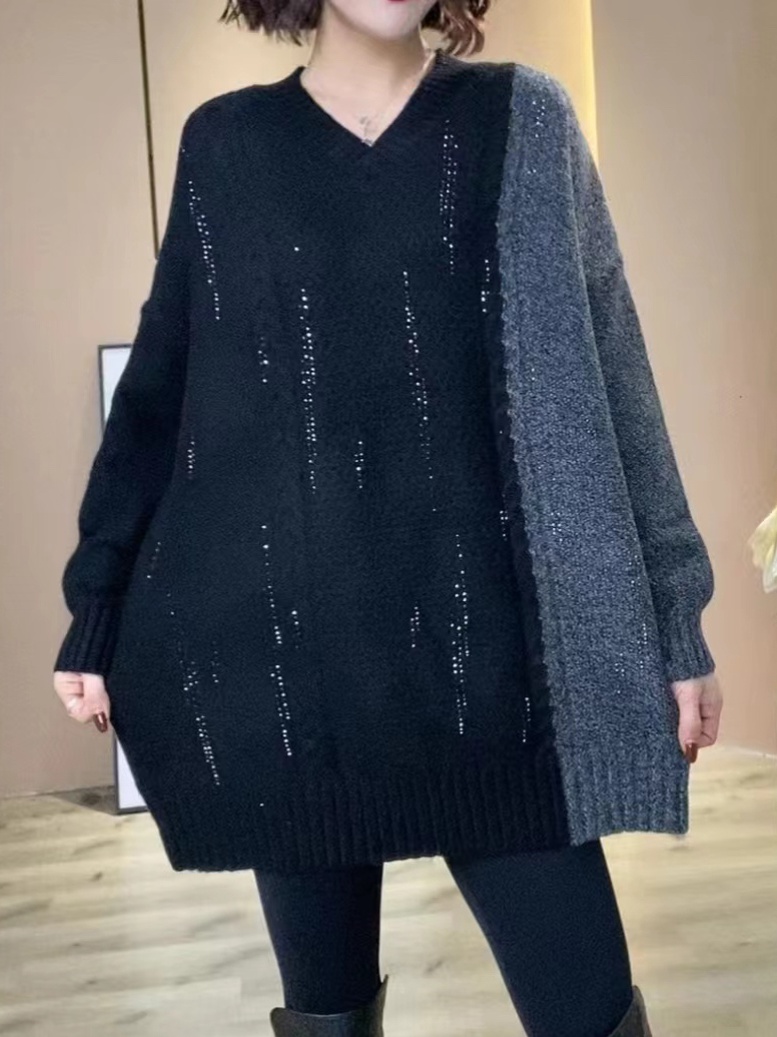 重工烫钻V领毛衣2024新款洋气宽松显瘦遮肉大码中长款针织打底