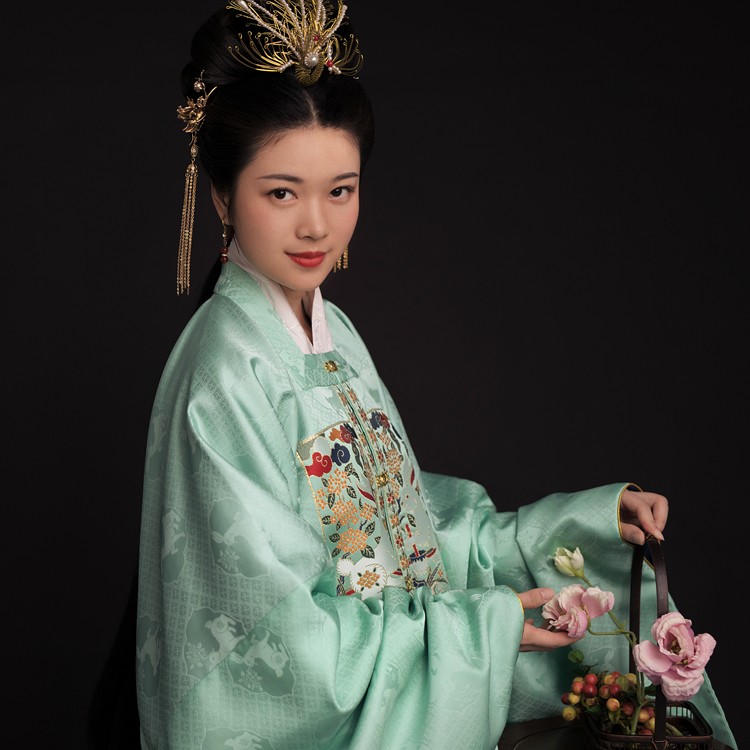 子衣明堂【捣药兔】补服袄圆领方领竖领明制短袄百搭新品春秋上新