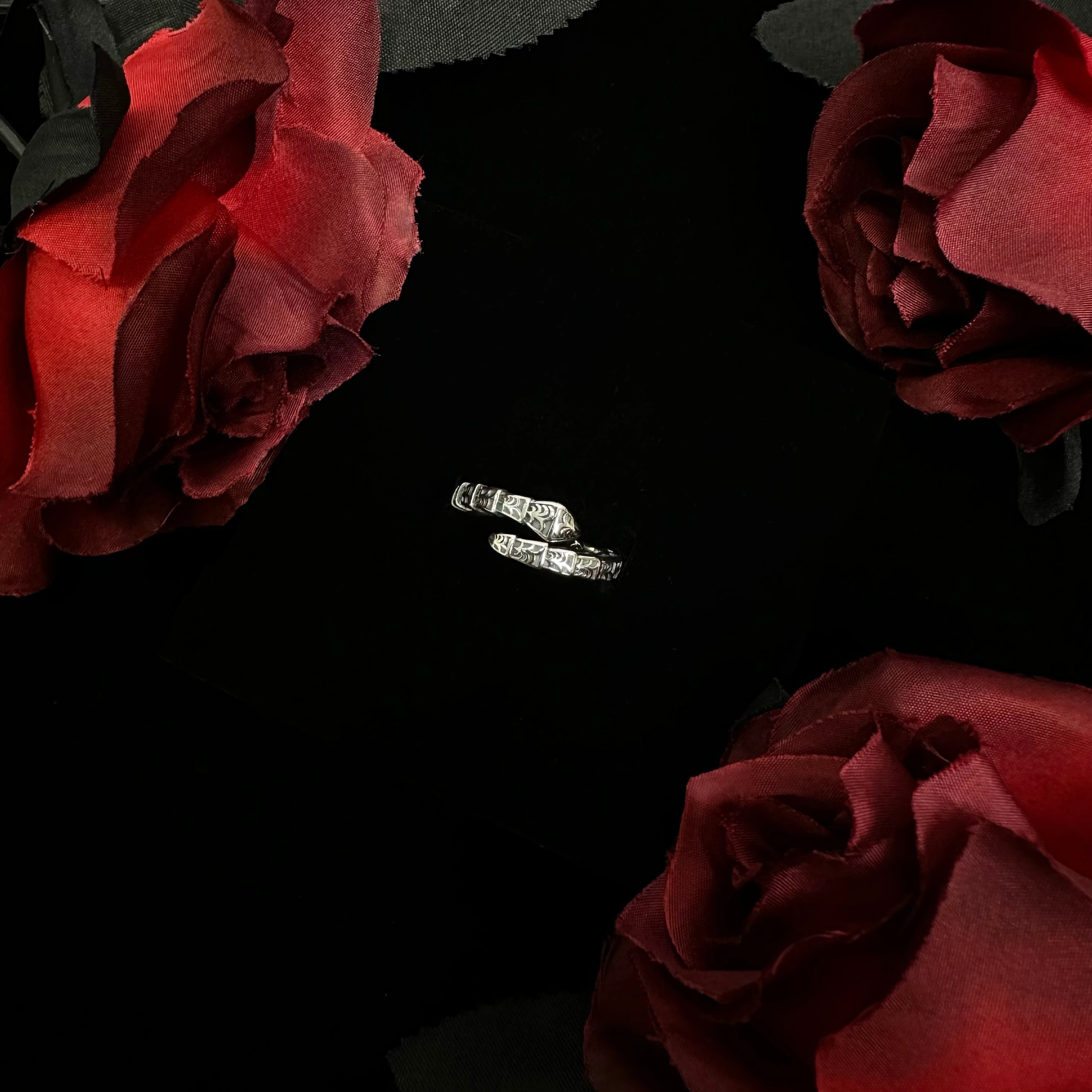 925银戒指 蛇形藤草纹戒指开口戒