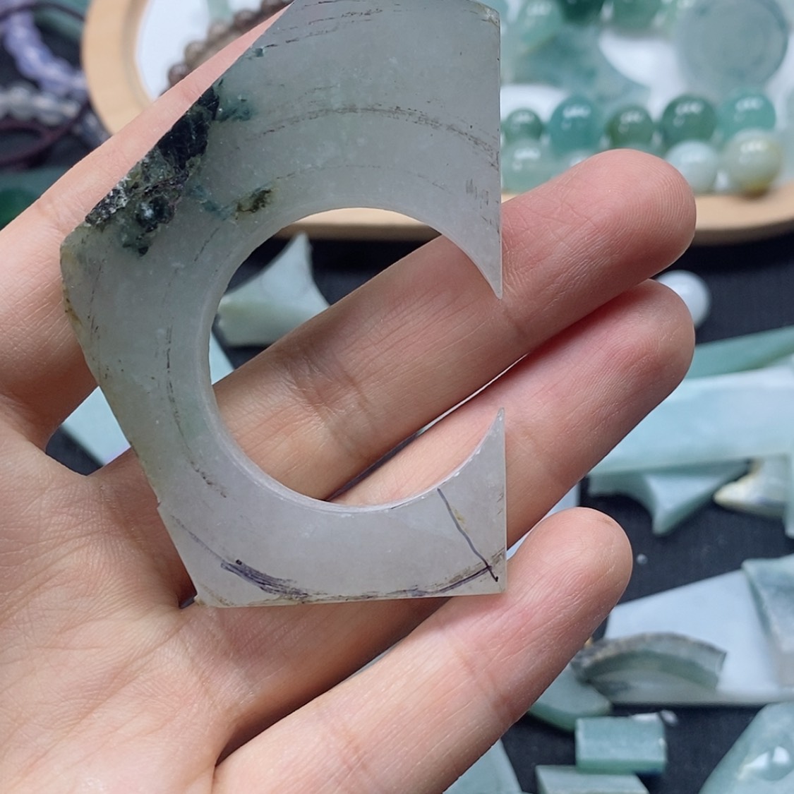 【闪购商品】翡翠颈饰未镶嵌