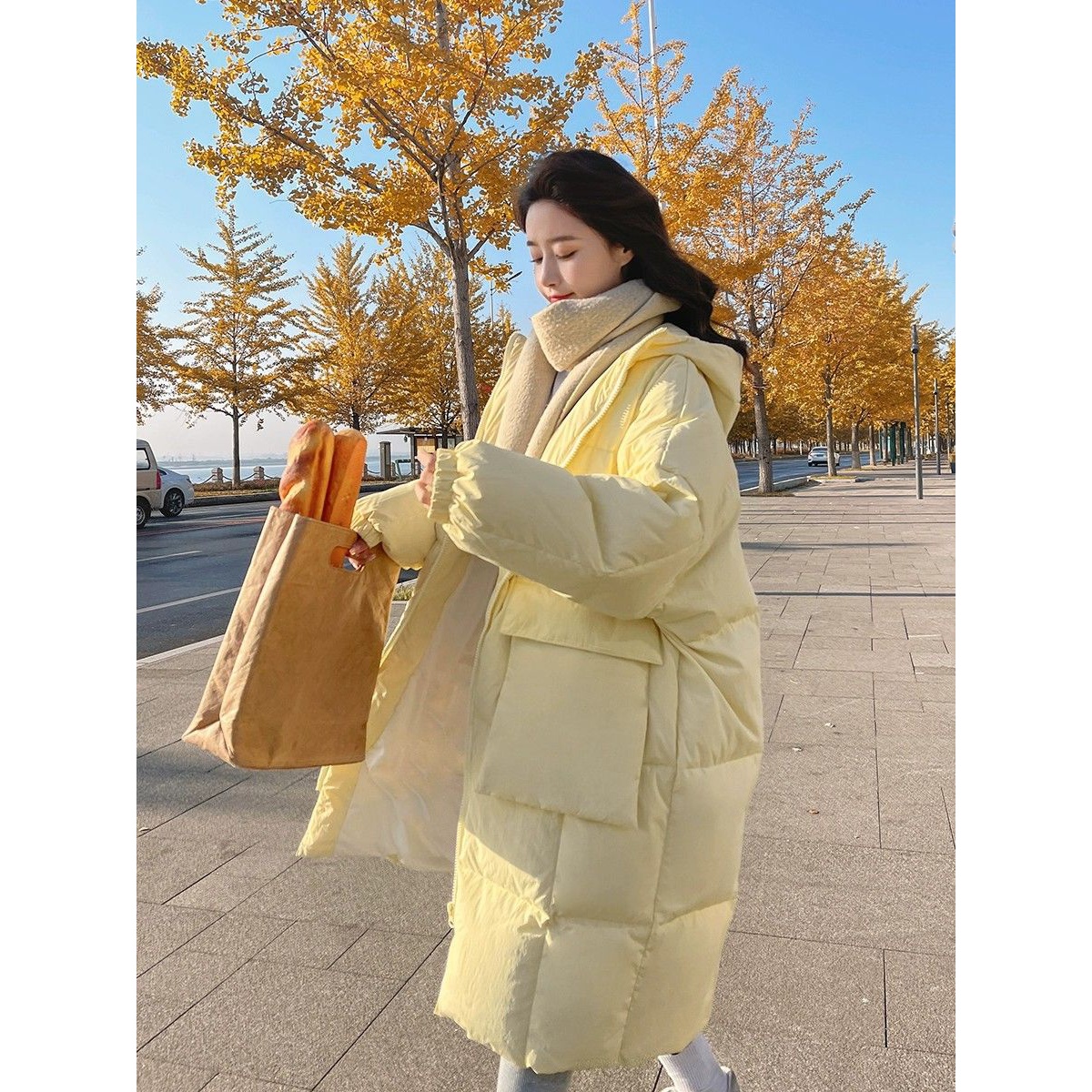 波司澄今年流行羽绒服女冬2023冬季新款90白鸭绒奶呼呼中长款奶黄