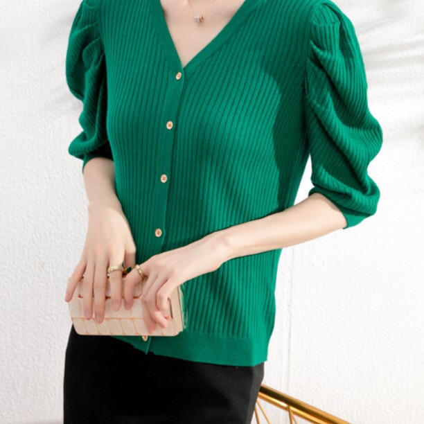 【212】高端品质法式小泡泡中袖羊毛针织衫开衫显瘦短款