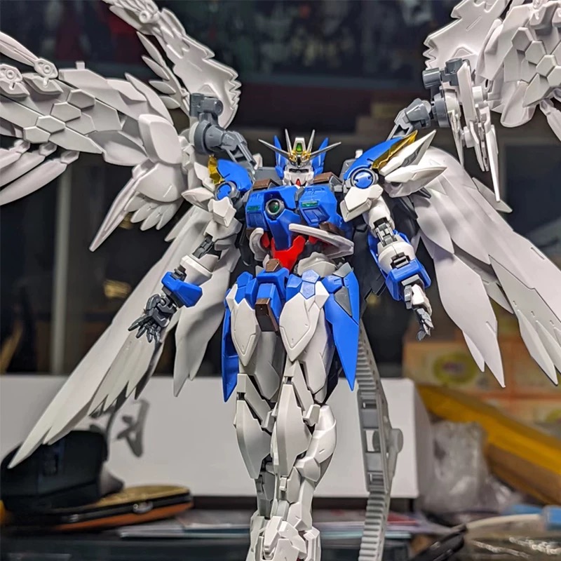 潮家族潮玩高达正品明盒