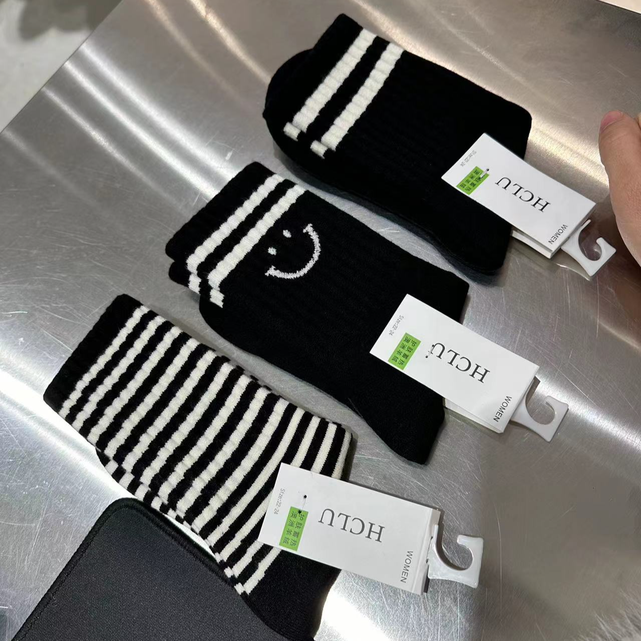 侯姐推荐洋气百搭笑脸羊绒袜三双一组