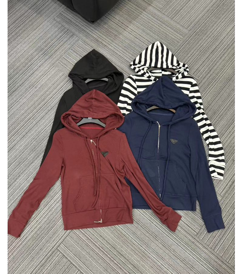 熙薇设计师上衣【秋风兮兮】2024早秋新款百搭时尚休闲帽衫F6081