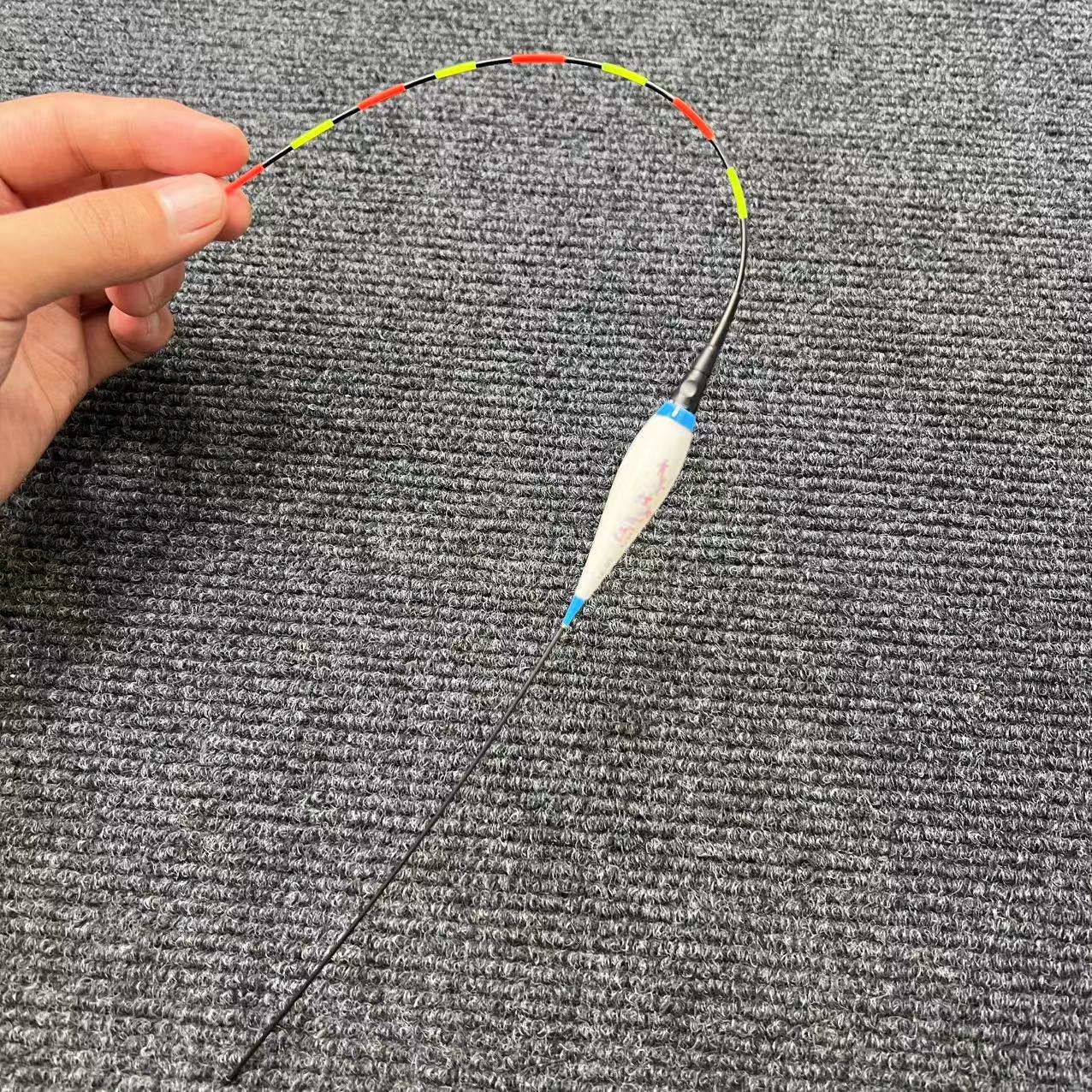 （电子漂1支+电池）纳米软尾夜光漂【品牌颜色图案吃铅量随机发 】