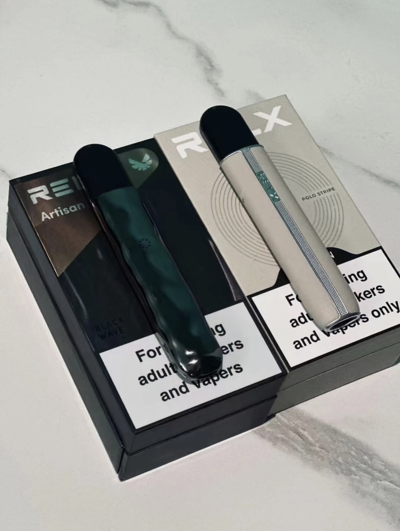 悦刻电子器悦客电杆五代好用电子雾化器子果味锐克约克Y蛋青羽