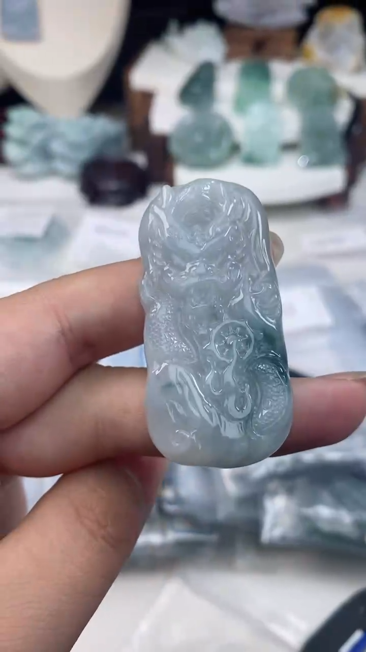 【闪购商品】翡翠龙牌未镶嵌7683