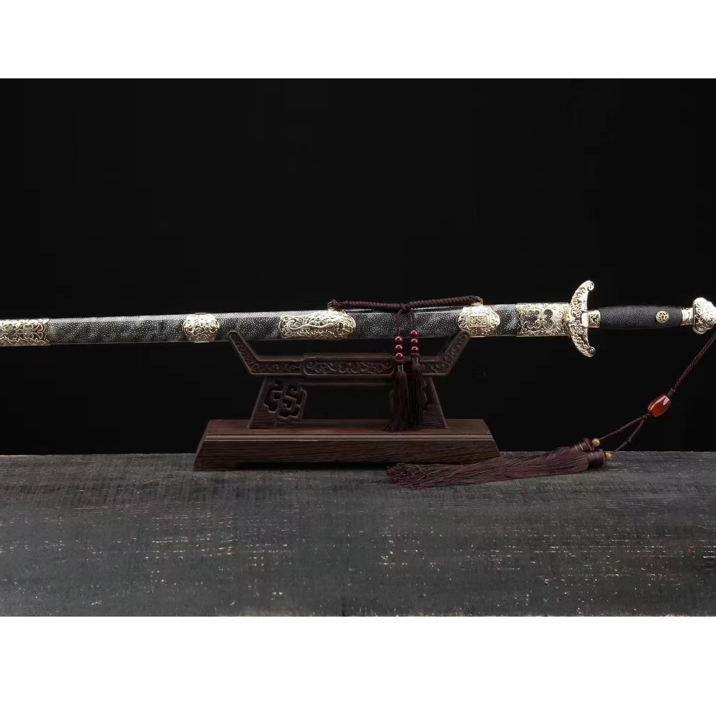 龙泉谭壹刀剑乾隆佩剑未开刃