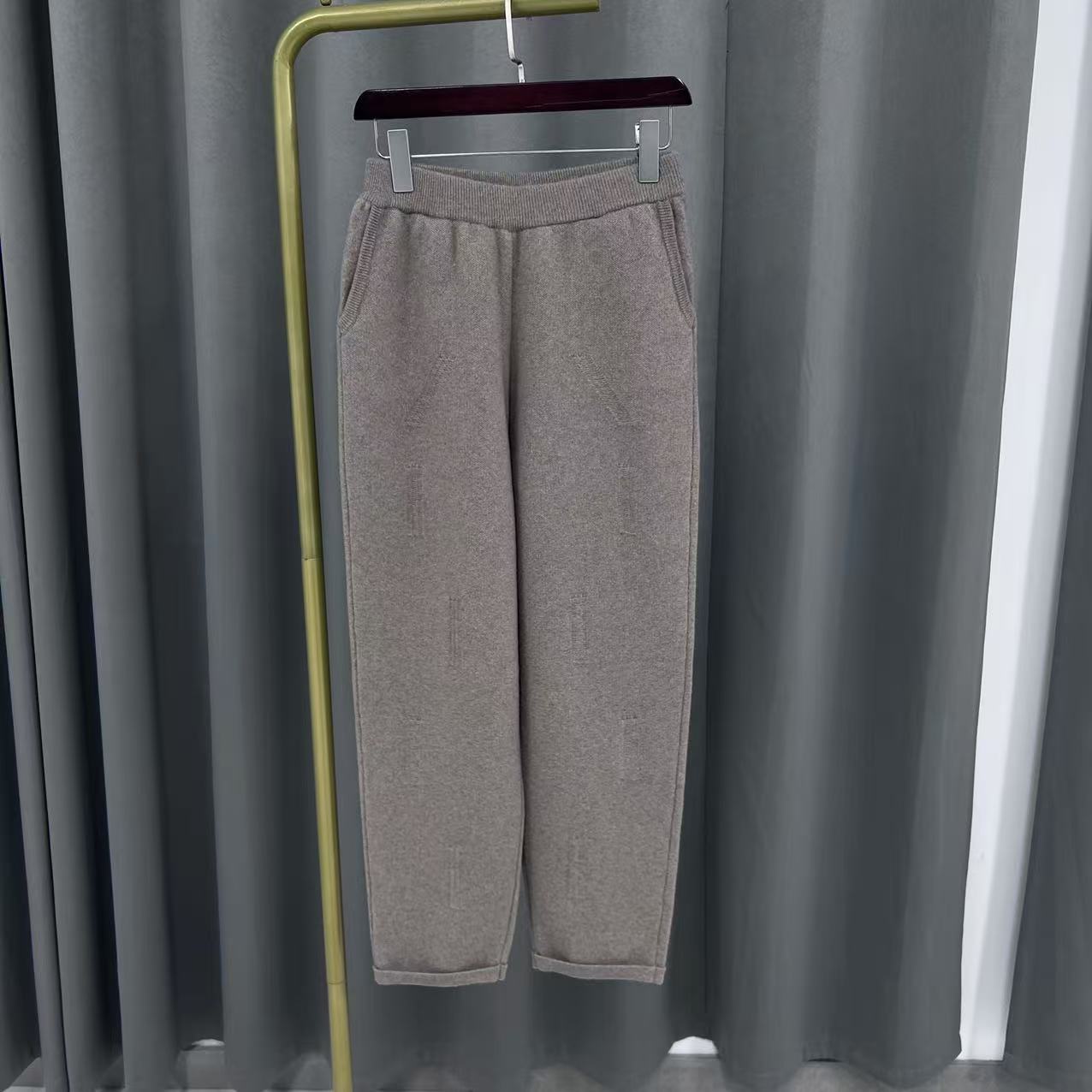 加厚100小山羊绒百搭羊绒裤四平加密猫爪纹休闲裤