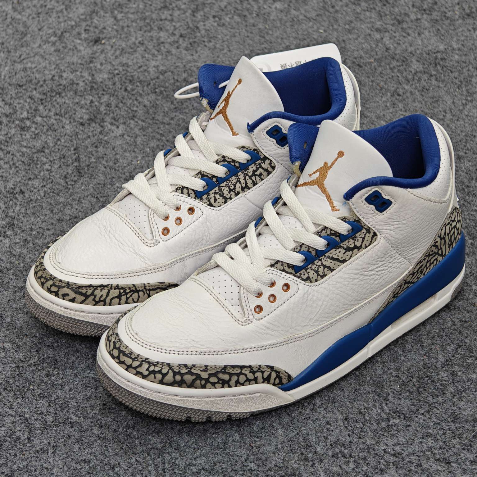 Aj3奇才蓝 42.5码 成色不错 UU2415鞋