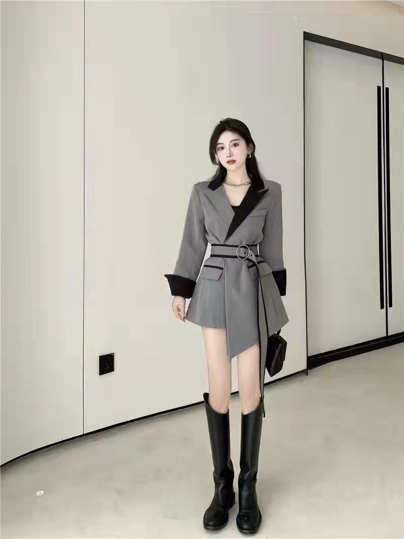 网红2024年西装拼色不对称中长款