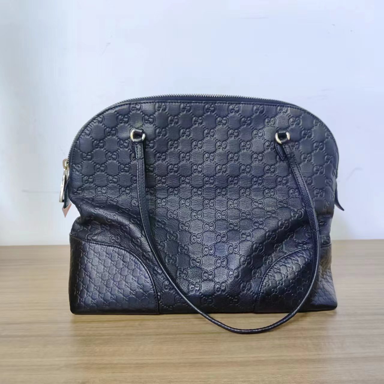 95新  【桔夕天歌】B19 GUCCI 压纹贝壳包黑色