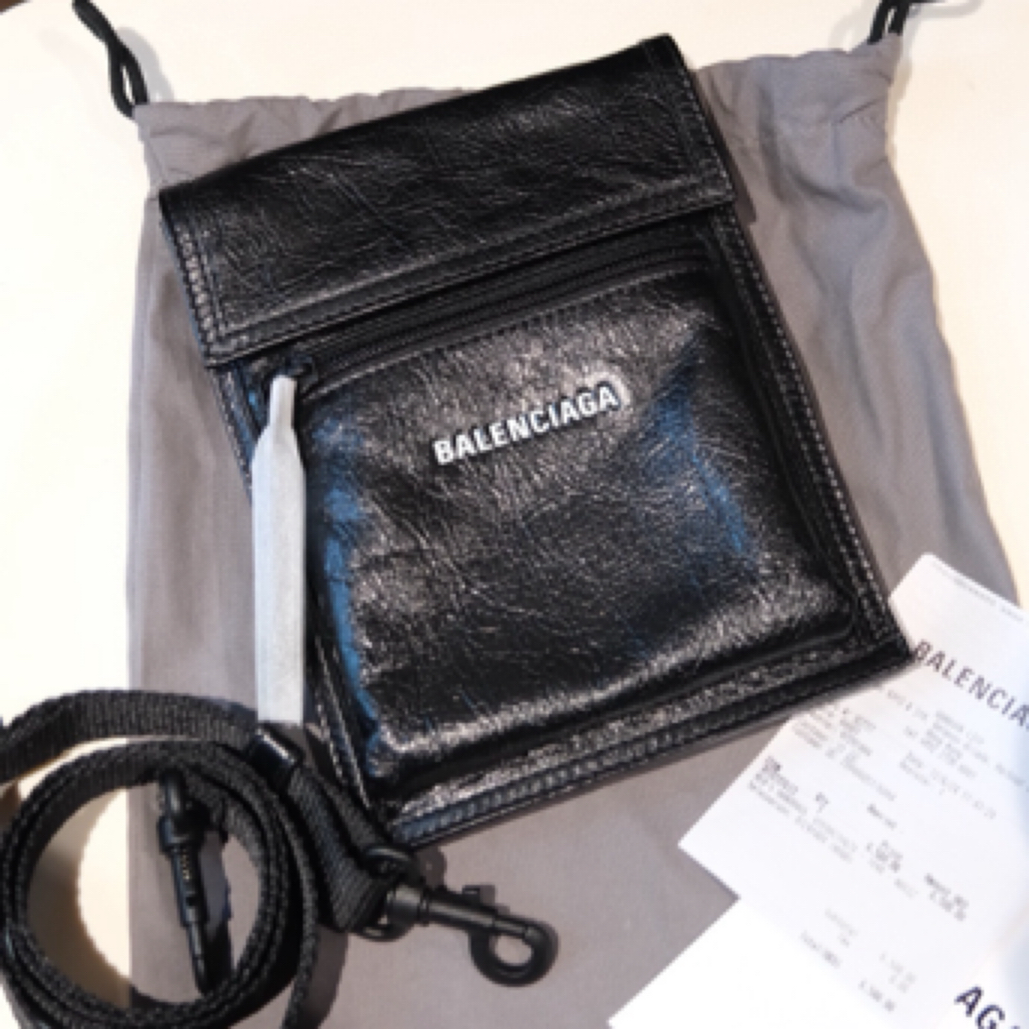 未使用 Balenciaga/巴黎世家 Explorer 纯色徽标Logo 15*19