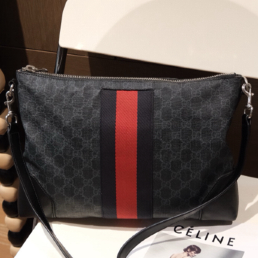 95新 GUCCI/古驰 男士单肩斜挎包尺寸35/4.5/25