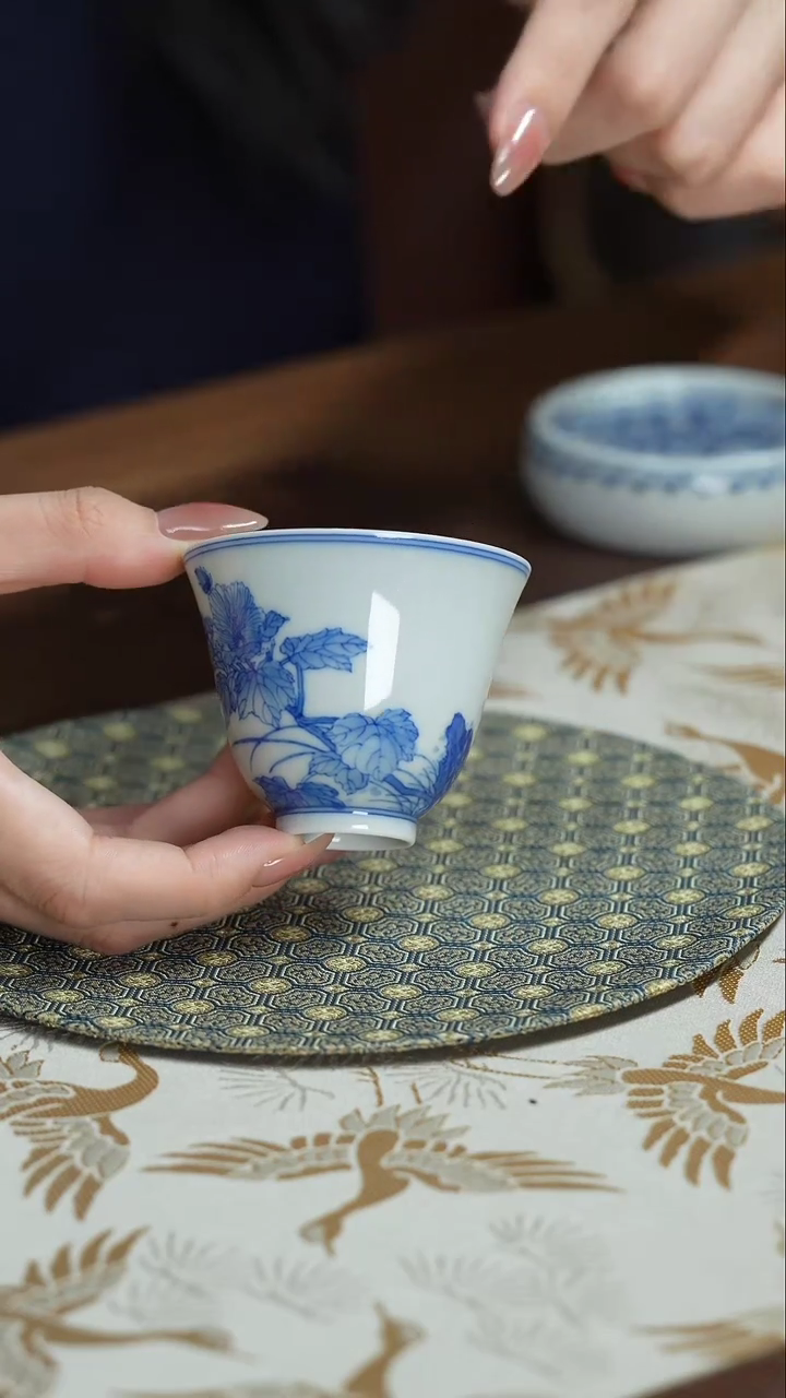【闪购商品】杯看山柴窑        十二花神