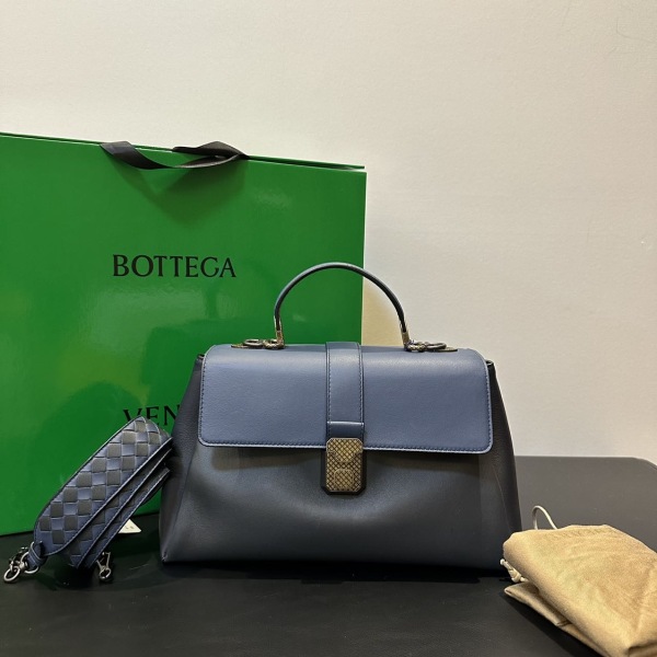 妃鱼/Bottega Veneta/葆蝶家/95新/单肩包/Piazza/市场价22300
