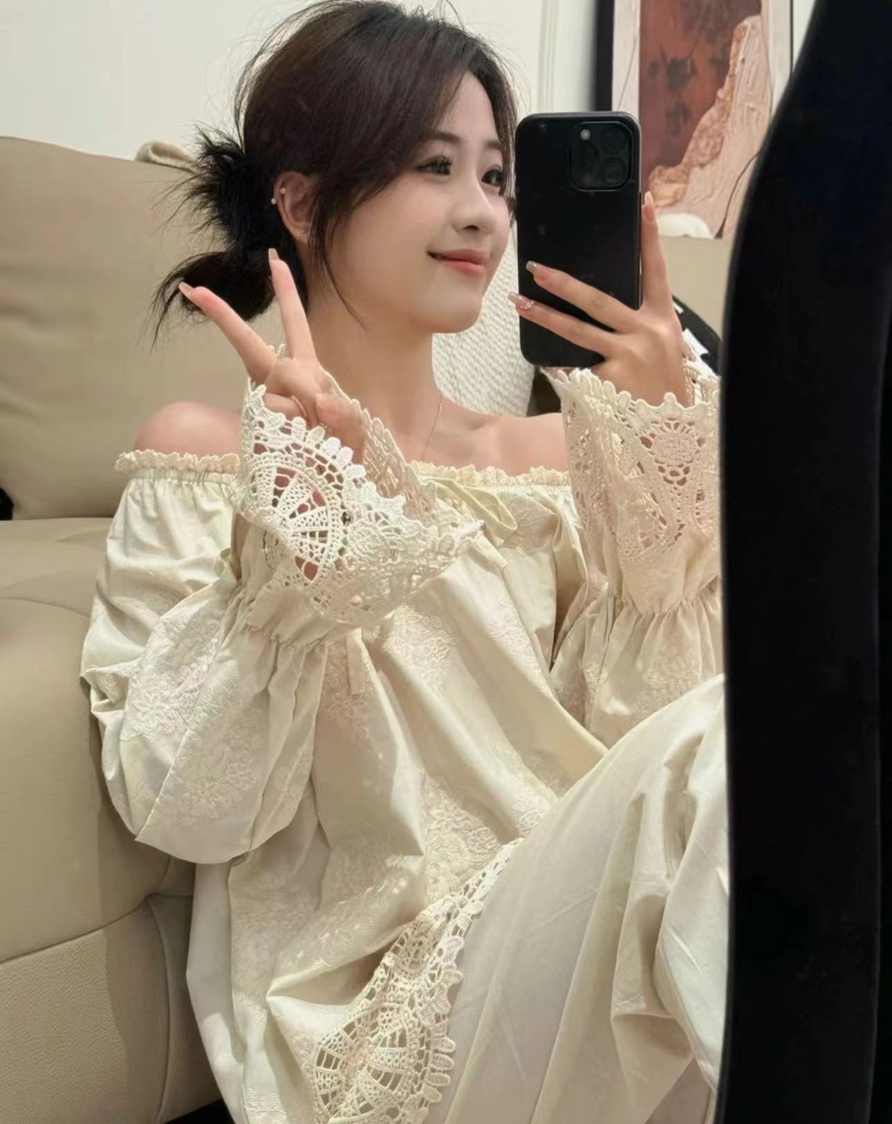 VINEEMAN【柏林花园】韩系春秋甜美蕾丝勾花家居睡衣套装