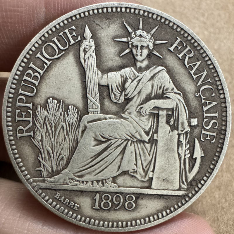 仿古坐洋1898年英国版七钱二分工艺品桌面摆件