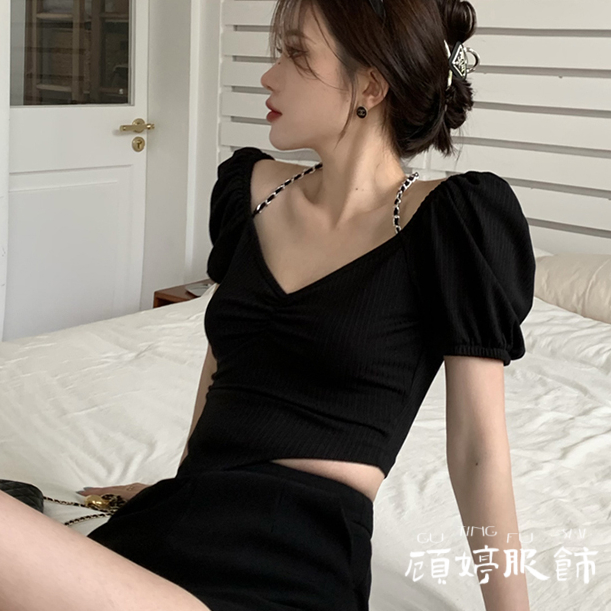 顾婷精选/潮流露背设计T恤小心机V领挂脖式辣妹上衣别致绝美夏季