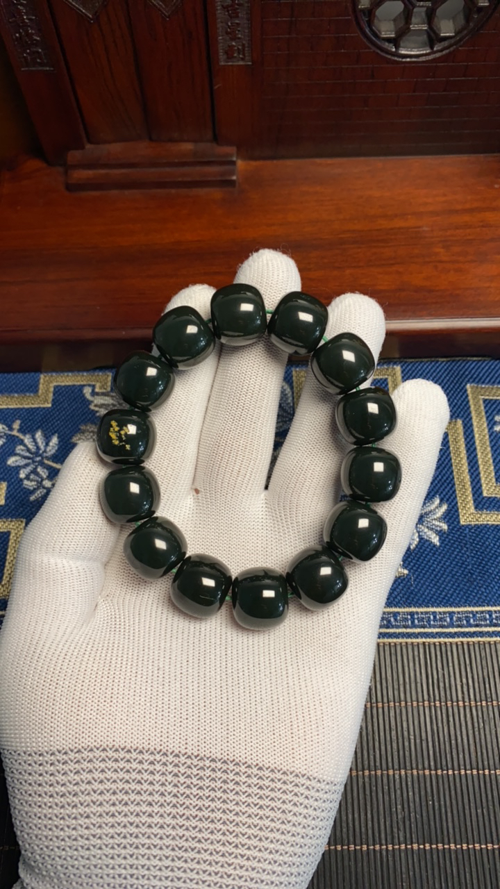 东北河磨玉 墨玉 16+17老型珠手串结构细腻质量上乘黑色