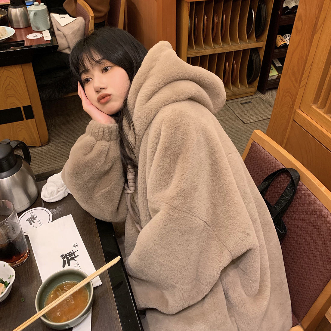 毛绒外套女秋冬季韩版宽松加厚休闲连帽仿獭兔毛茸茸上衣
