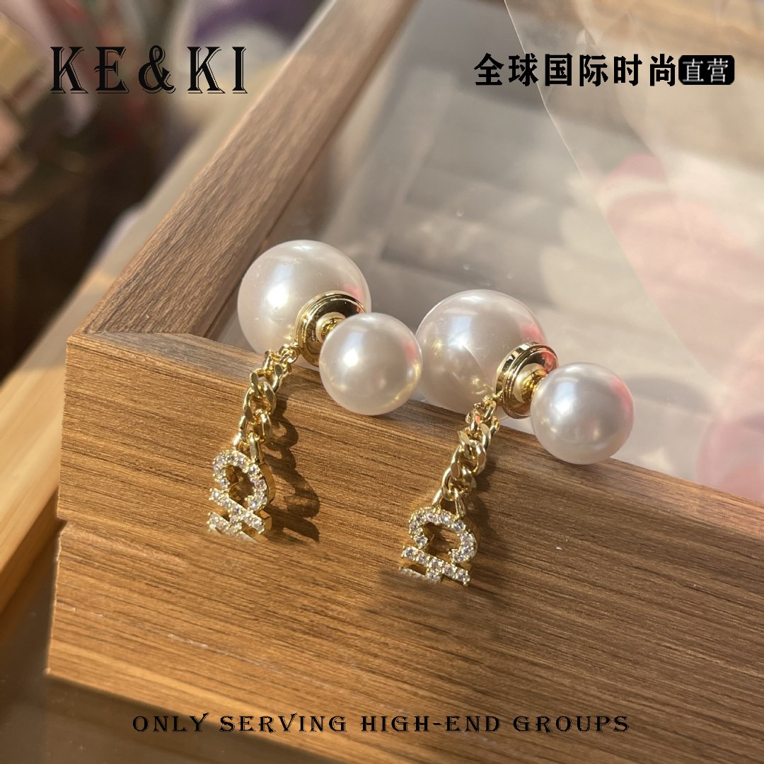 铜合金耳饰 2043字母双面两戴法式甜美优雅耳饰