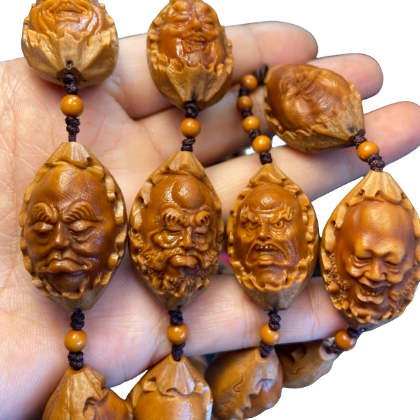核雕手串镶嵌式写实罗汉2.1大脖挂